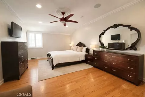 Bedroom - 1823 Hillside Dr, Glendale, CA 91208 photo 2 of 2