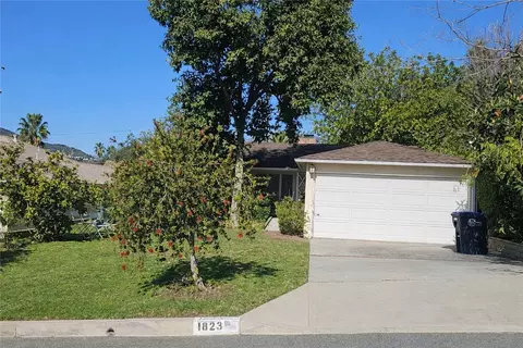 1823 Hillside Dr, Glendale, CA 91208