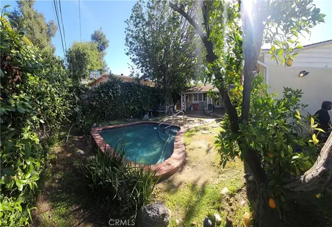 Exterior - 1823 Hillside Dr, Glendale, CA 91208 photo 8 of 17