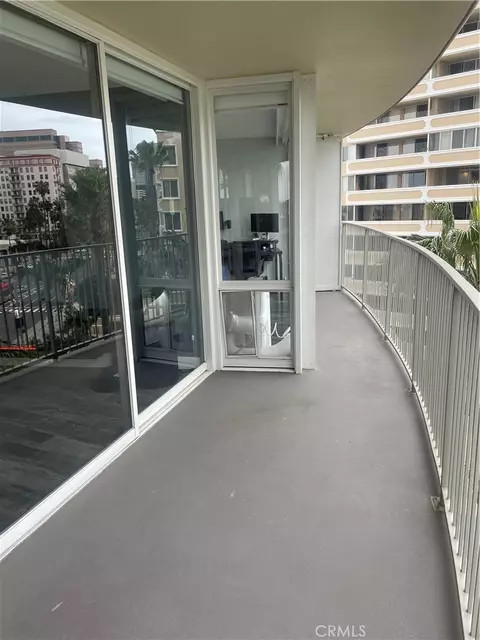 Exterior - 700 E Ocean #1002, Long Beach, CA 90802 photo 2 of 4