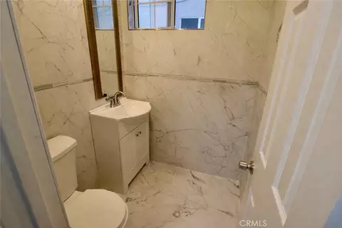 13438 Obispo, Paramount, CA 90723 photo 12
