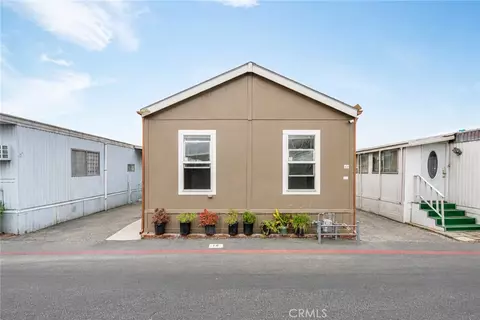 812 N Loren Ave #18, Azusa, CA 91702