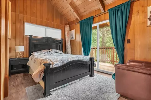 Bedroom - 1044 Nesthorn Dr, Crestline, CA 92325 photo 1 of 6