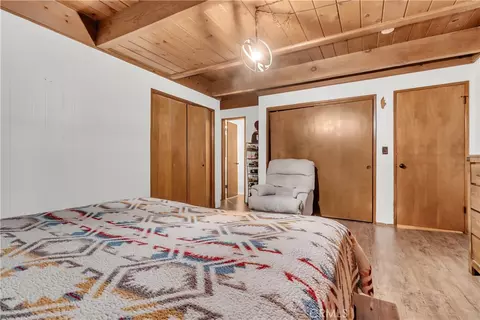 Bedroom - 1044 Nesthorn Dr, Crestline, CA 92325 photo 6 of 6