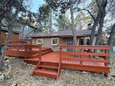 304 Highland, Sugarloaf, CA 92386