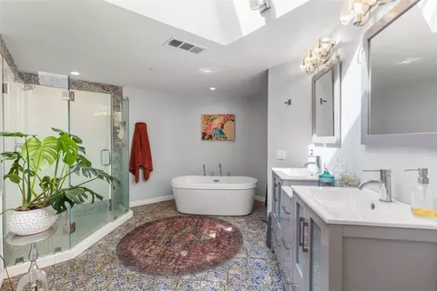 Bath - 116 Franklin, Redlands, CA 92373 photo 3 of 3