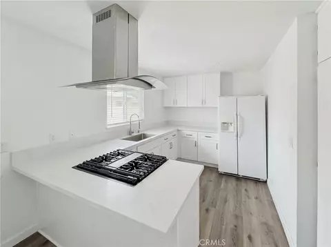 Kitchen - 13073 Mohawk, Apple Valley, CA 92308 photo 2 of 3