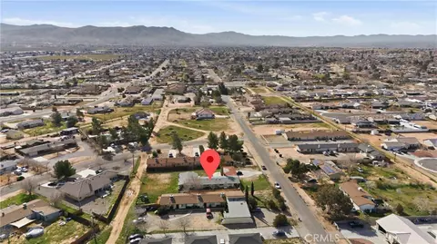 View/Area - 13073 Mohawk, Apple Valley, CA 92308 photo 8 of 9