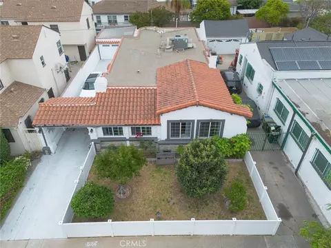 7806 Crenshaw Blvd, Los Angeles, CA 90043