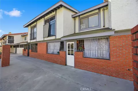 1239 W Rosecrans #11, Gardena, CA 90247