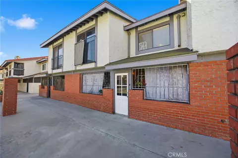 1239 W Rosecrans #11, Gardena, CA 90247