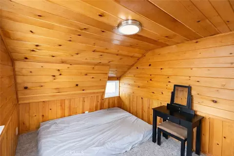 Bedroom - 23622 Scenic Dr, Crestline, CA 92325 photo 3 of 3