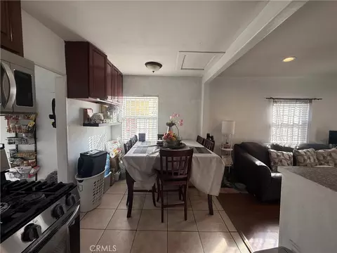 Dining - 512 S Willowbrook, Compton, CA 90220 photo 1 of 1
