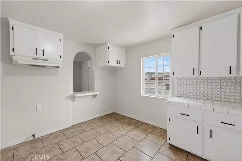 Entry Way - 16516 E St, Victorville, CA 92395 photo 1 of 2