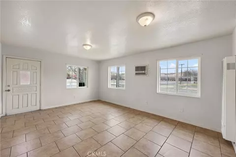 Living - 16516 E St, Victorville, CA 92395 photo 1 of 5