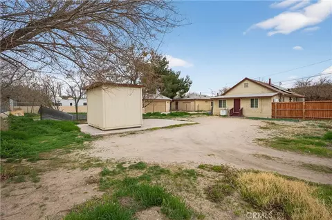 Exterior - 16516 E St, Victorville, CA 92395 photo 5 of 8