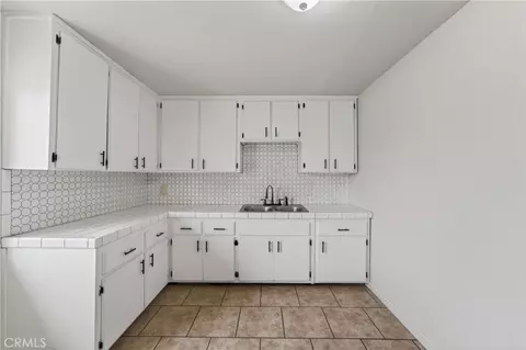 Other - 16516 E St, Victorville, CA 92395 photo 5 of 14