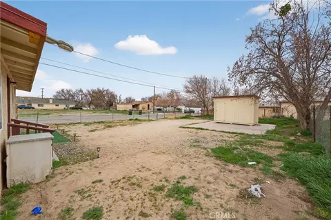 Exterior - 16516 E St, Victorville, CA 92395 photo 6 of 8
