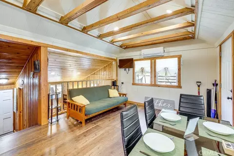 875 Virginia Ct, Lake Arrowhead, CA 92352