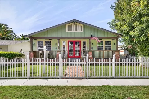 10901 Chestnut St, Los Alamitos, CA 90720