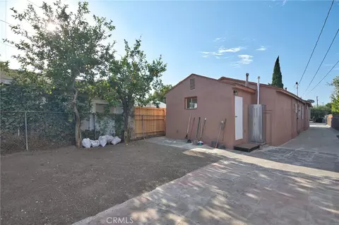 Exterior - 850 W 132nd, Compton, CA 90222 photo 3 of 3