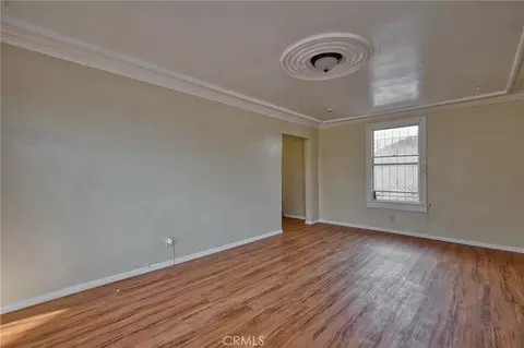 Living - 850 W 132nd, Compton, CA 90222 photo 2 of 2