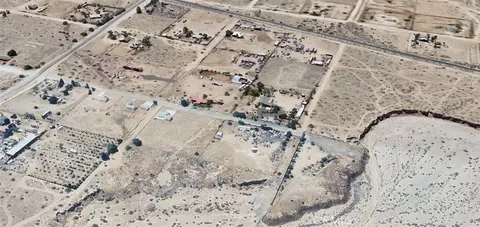 0 Vaccor Ave Q81st #STE SUN, Village, CA 93543