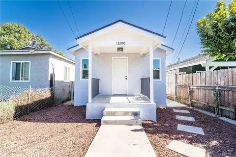 Exterior - 13300 S Largo, Compton, CA 90222 photo 1 of 1