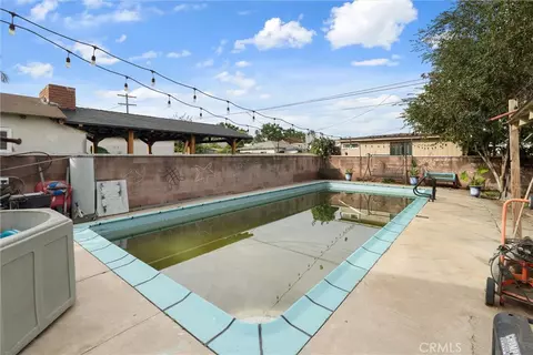 Exterior - 511 S Pannes, Compton, CA 90221 photo 7 of 8