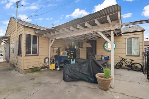 Exterior - 511 S Pannes, Compton, CA 90221 photo 6 of 8