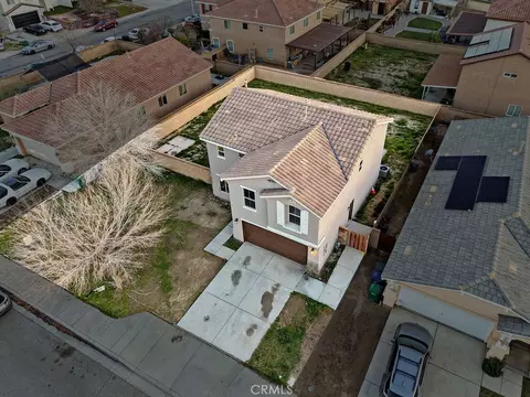 View/Area - 1832 E Ivesbrook, Lancaster, CA 93535 photo 2 of 4