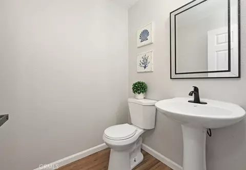 Bath - 1832 E Ivesbrook, Lancaster, CA 93535 photo 1 of 5