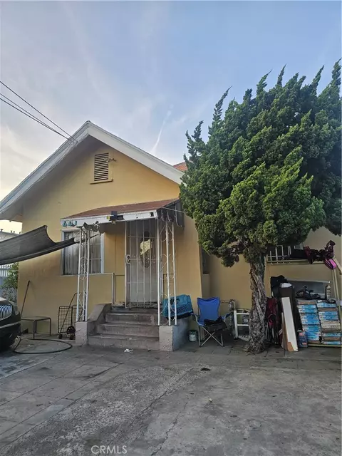 227 W 47th St, Los Angeles, CA 90037