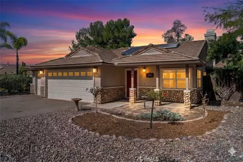 1753 Kyrsten Terrace Ct, Alpine, CA 91901