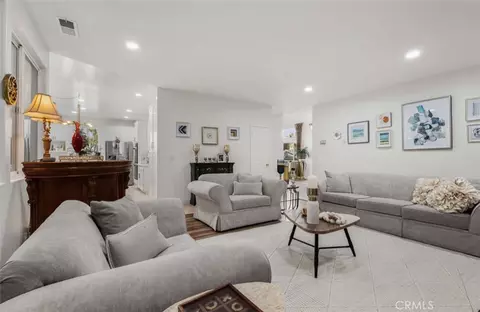 Living - 106 E 36th, Long Beach, CA 90807 photo 2 of 3