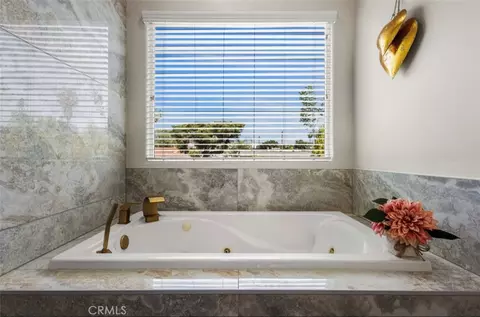 Bath - 106 E 36th, Long Beach, CA 90807 photo 1 of 5
