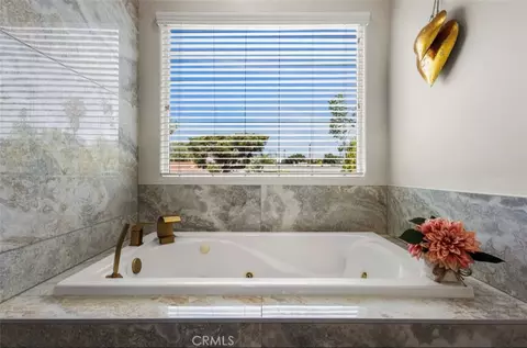 Bath - 106 E 36th, Long Beach, CA 90807 photo 1 of 5