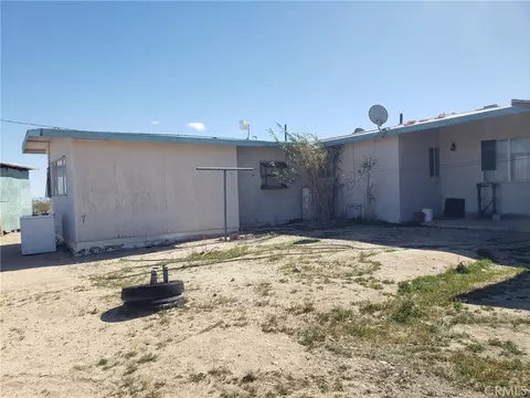 Exterior - 69626 Pluto, Twentynine Palms, CA 92277 photo 6 of 8