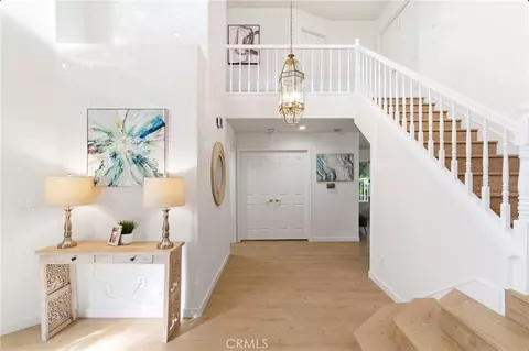 28360 Easton Ln, Saugus, CA 91350