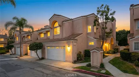 12155 Napoli Dr, Cerritos, CA 90703
