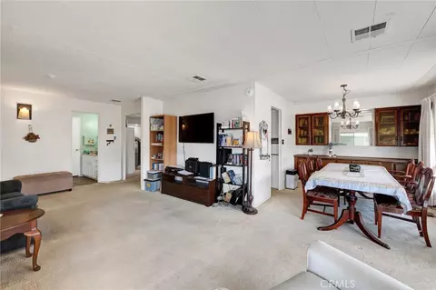 2755 Arrow Hwy #142, La Verne, CA 91750