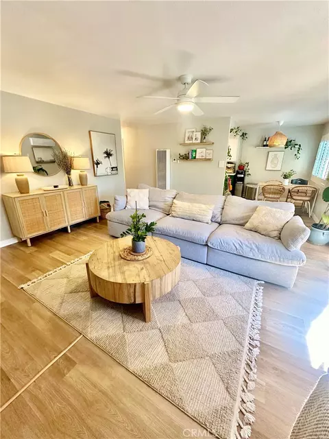 Living - 1045 E 3rd #4, Long Beach, CA 90802 photo 2 of 4