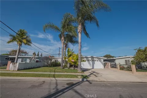 9515 Shade Ln, Pico Rivera, CA 90660