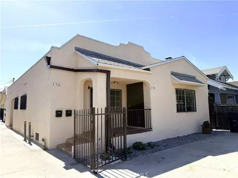 134 W 49th, Los Angeles, CA 90037