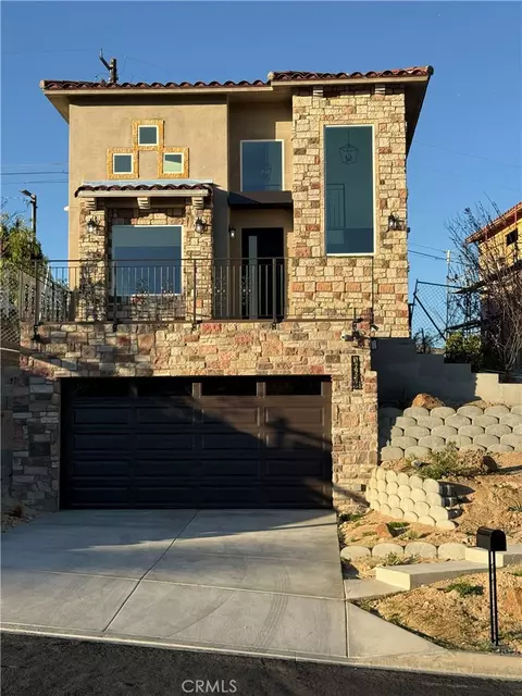16620 Forrest Ave, Victorville, CA 92395