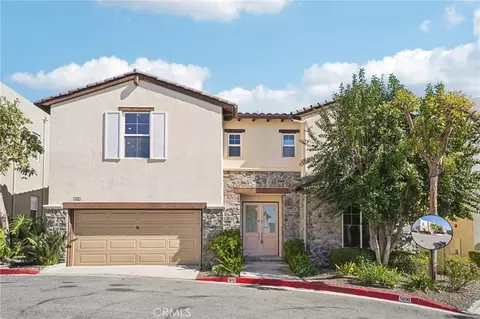 5692 Como, Woodland Hills, CA 91367