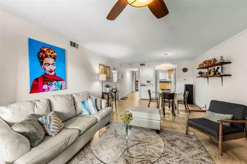 2101 E 21st #212, Signal Hill, CA 90755