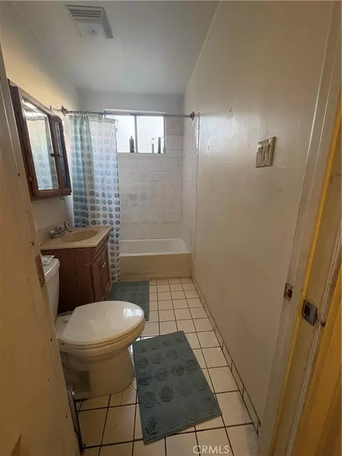 4203 E Saunders, Compton, CA 90221 photo 3