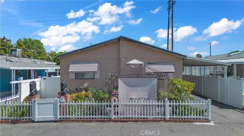 8681 Katella Ave #812, Stanton, CA 90680 photo 3