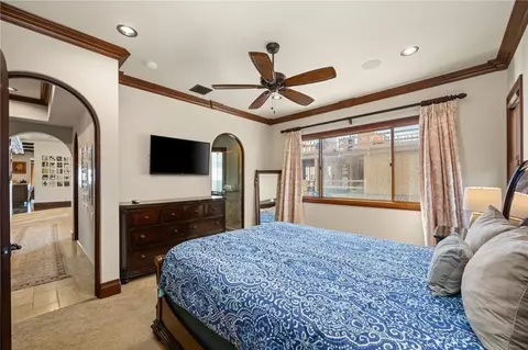 Bedroom - 2 60th Pl, Long Beach, CA 90803 photo 6 of 9